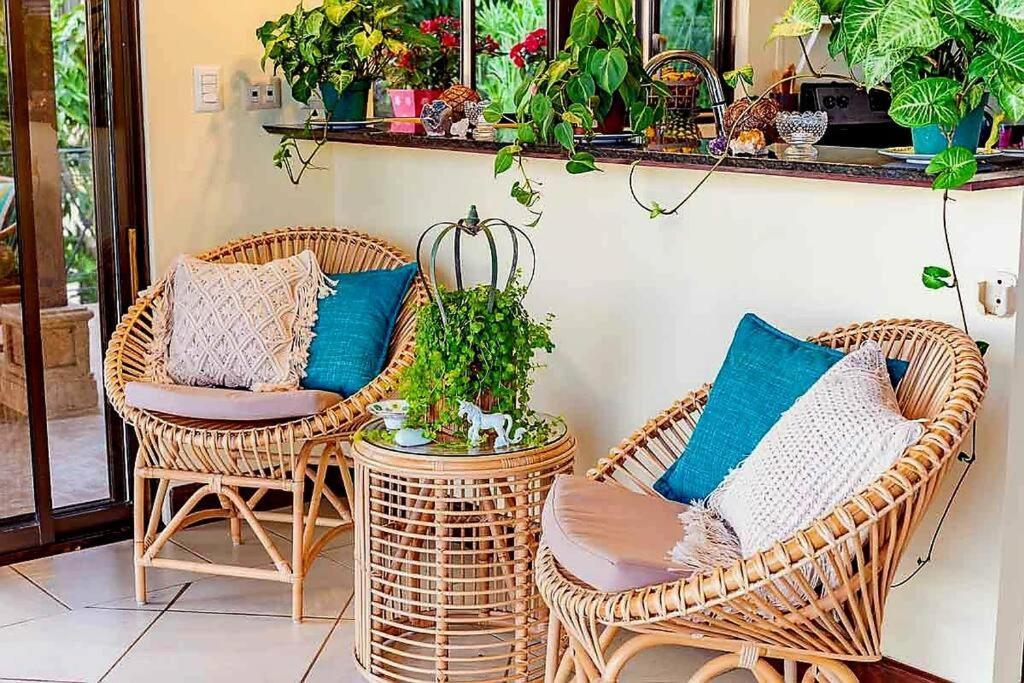Villa Amor Del Mar With Breathtaking View Of Ocean & Jungle Dominical Bagian luar foto