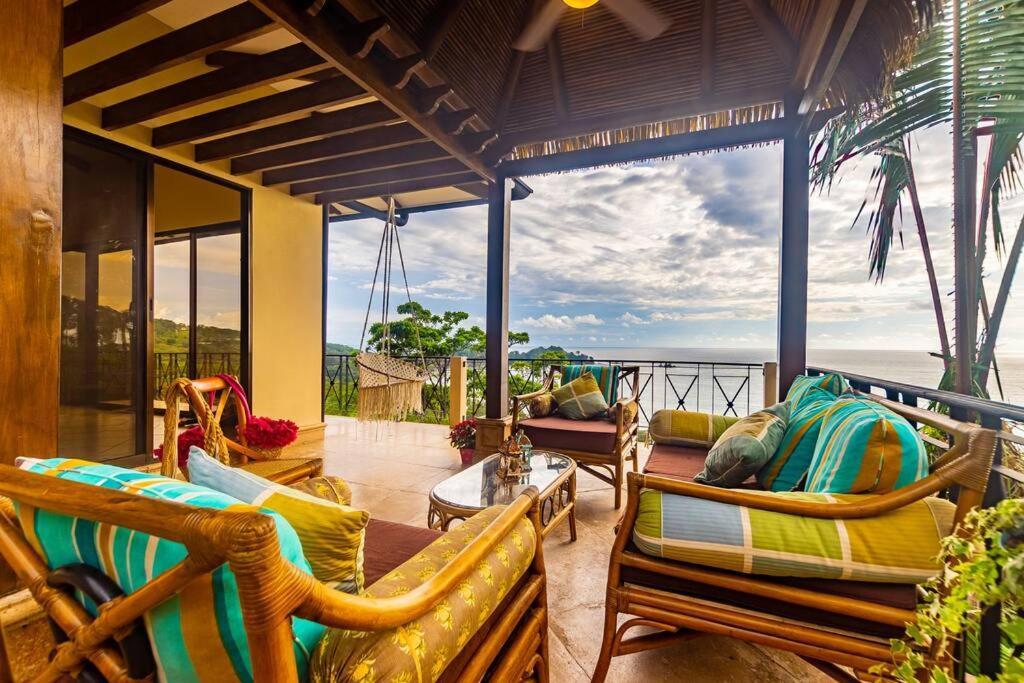 Villa Amor Del Mar With Breathtaking View Of Ocean & Jungle Dominical Bagian luar foto