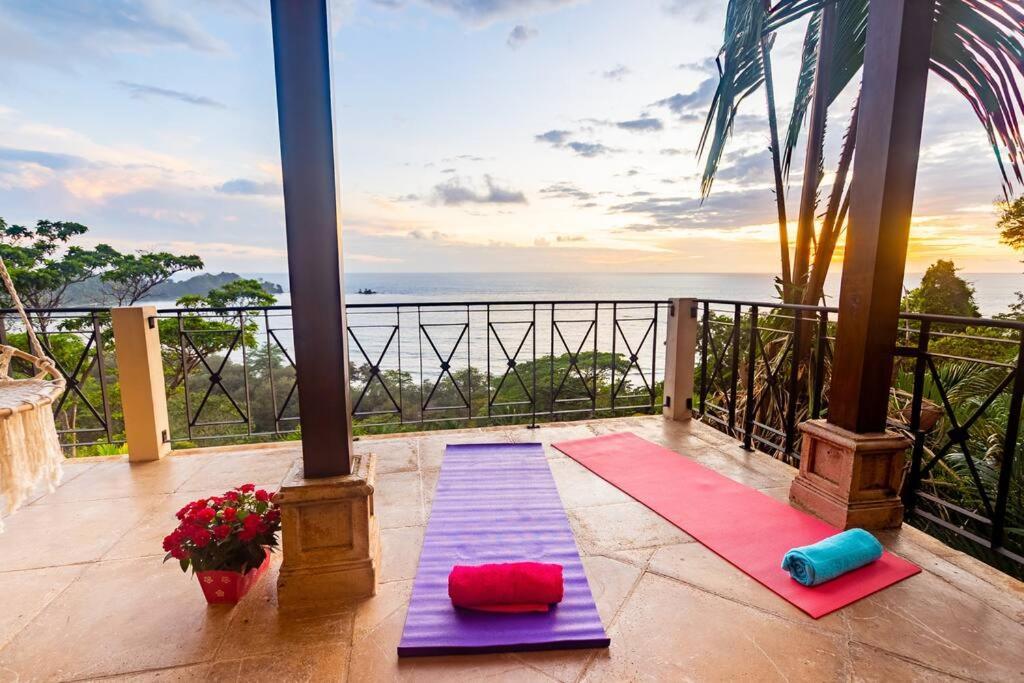 Villa Amor Del Mar With Breathtaking View Of Ocean & Jungle Dominical Bagian luar foto