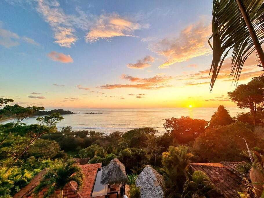 Villa Amor Del Mar With Breathtaking View Of Ocean & Jungle Dominical Bagian luar foto